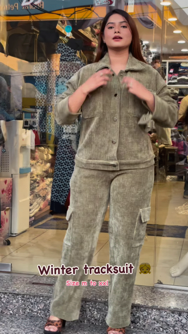 Corduroy Winter Tracksuit – Warm, Street‑Chic, and Comfort Ready 🧥� - Image 3
